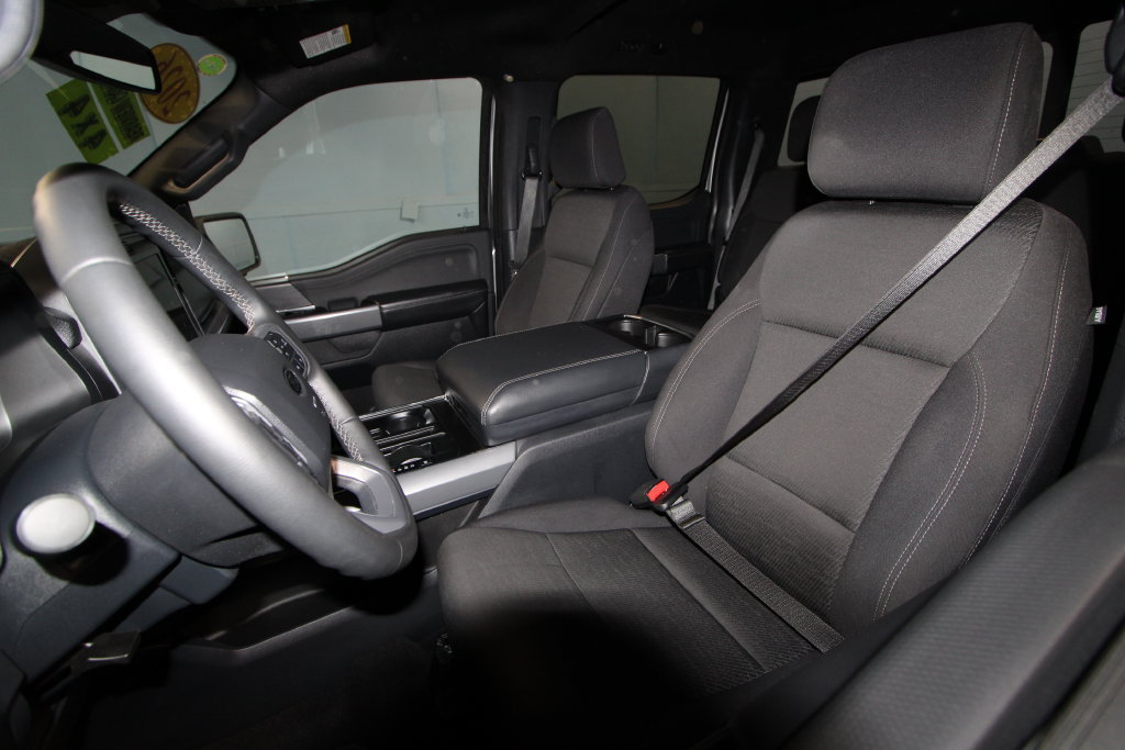 Used 2026 Ford F150 XLT w/ Equipment Group 302A MID AWD/4WD image 4