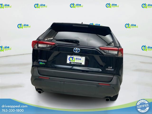 Used 2021 Toyota RAV4 LE image 7