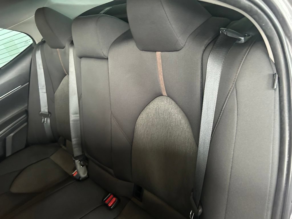 Used 2020 Toyota Camry LE FWD image 46