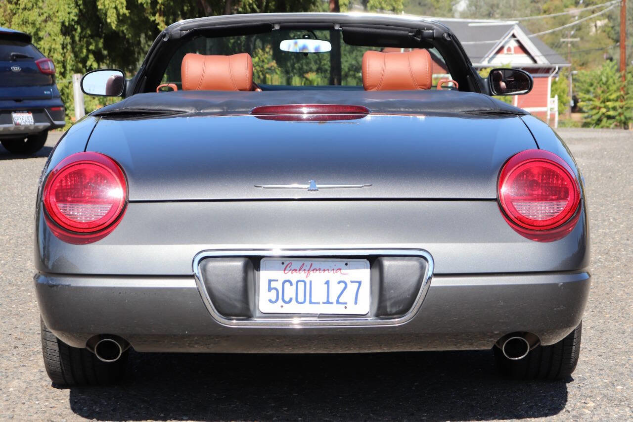 Used 2003 Ford Thunderbird image 25
