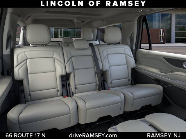 New 2026 Lincoln Navigator L Reserve AWD/4WD image 12