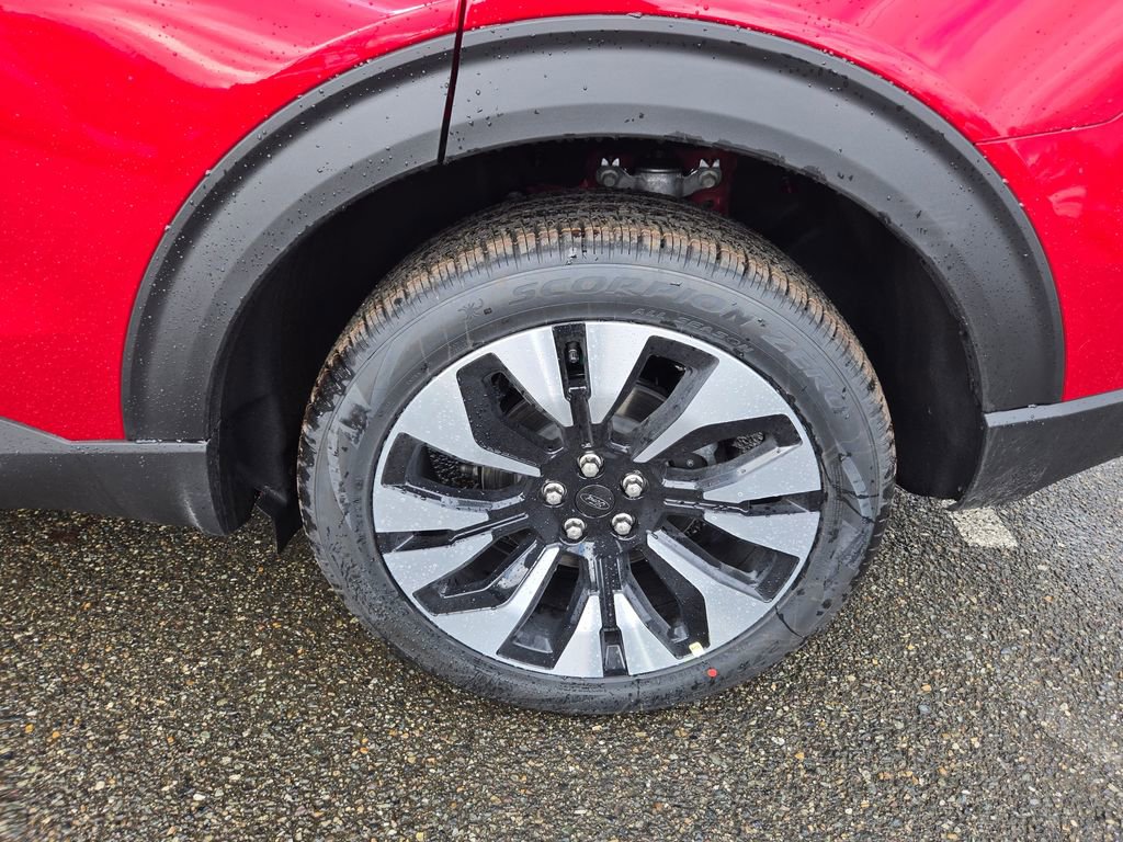 New 2026 Ford Explorer Platinum w/ LUX Leather Package image 9