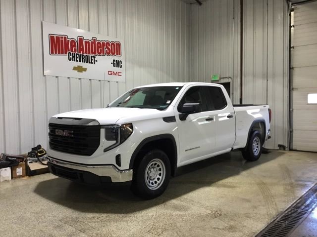 Used 2022 GMC Sierra 1500 Pro w/ Convenience Package AWD/4WD image 1
