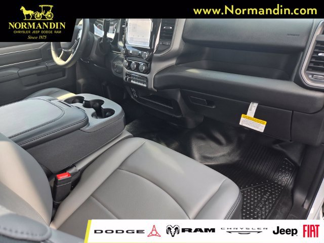 New 2026 RAM 3500 Tradesman AWD/4WD image 12
