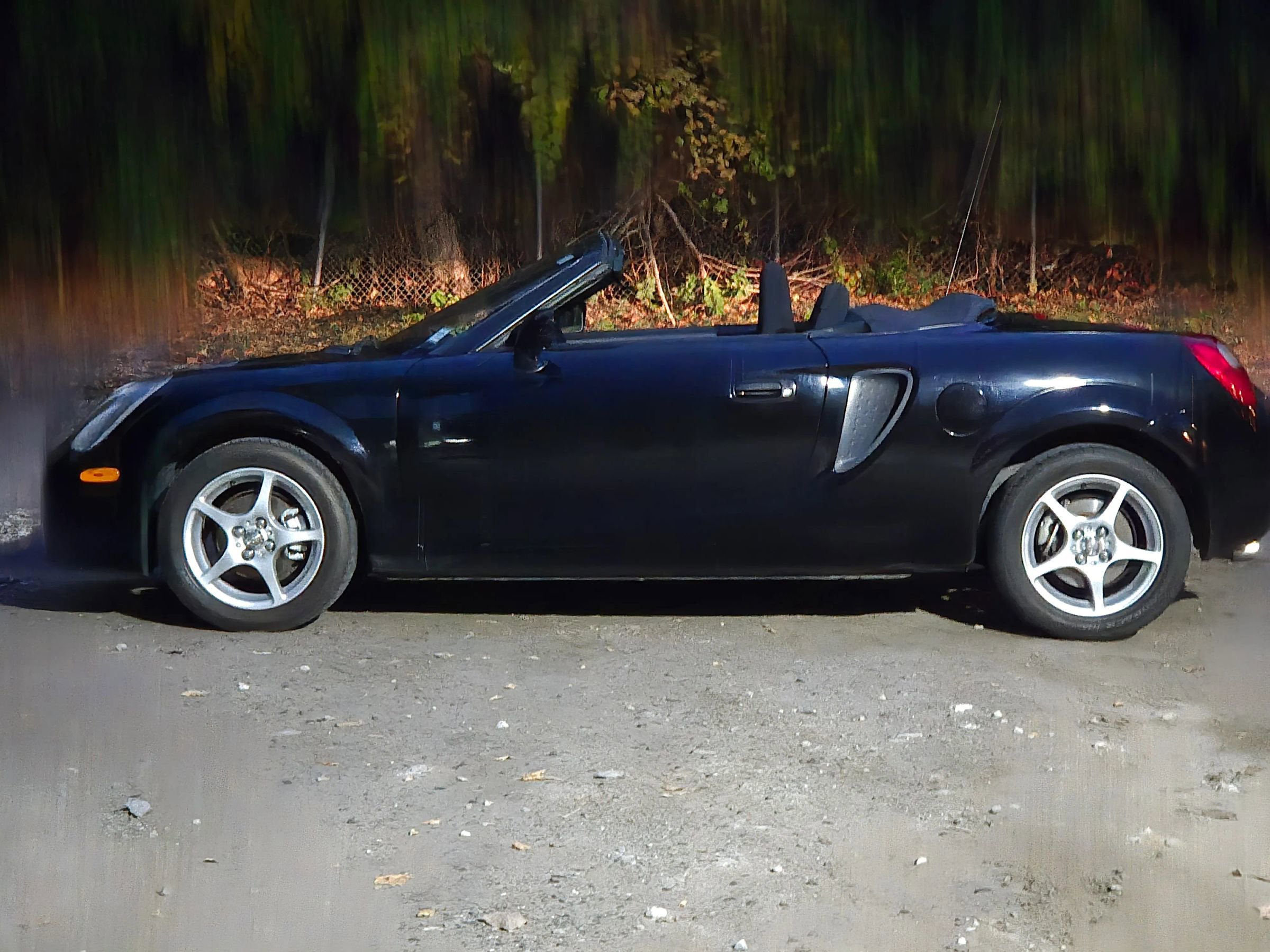 Used 2000 Toyota MR2 image 8