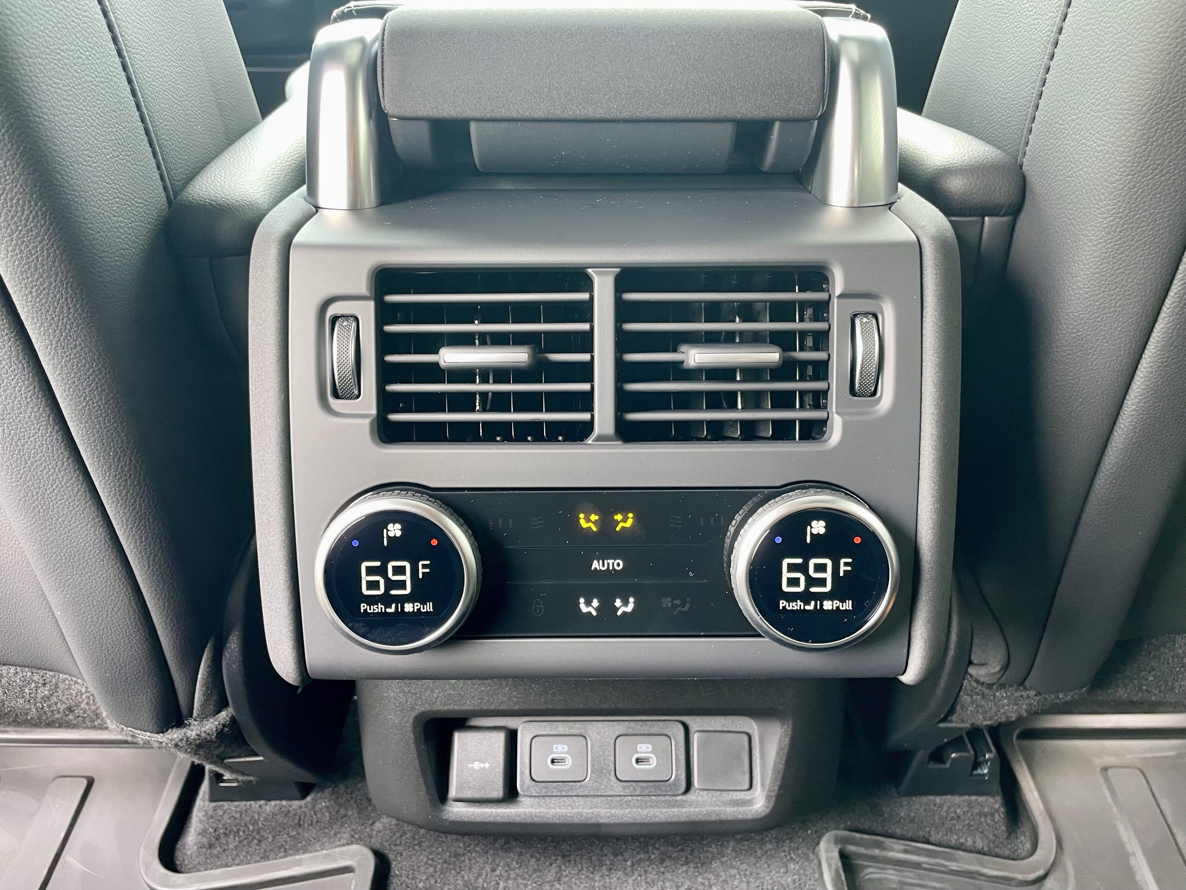New 2026 Land Rover Discovery Dynamic SE AWD/4WD image 26