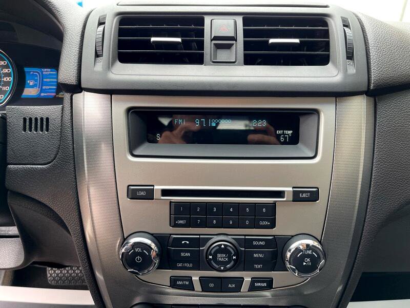 Used 2011 Ford Fusion Hybrid image 31