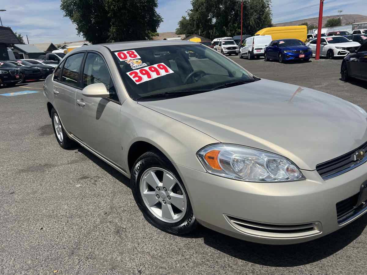 Used 2008 Chevrolet Impala LT FWD image 4