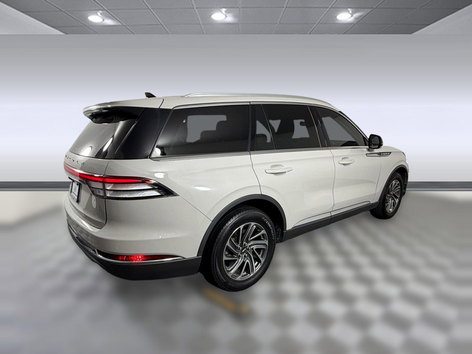 Used 2023 Lincoln Aviator 2WD image 9