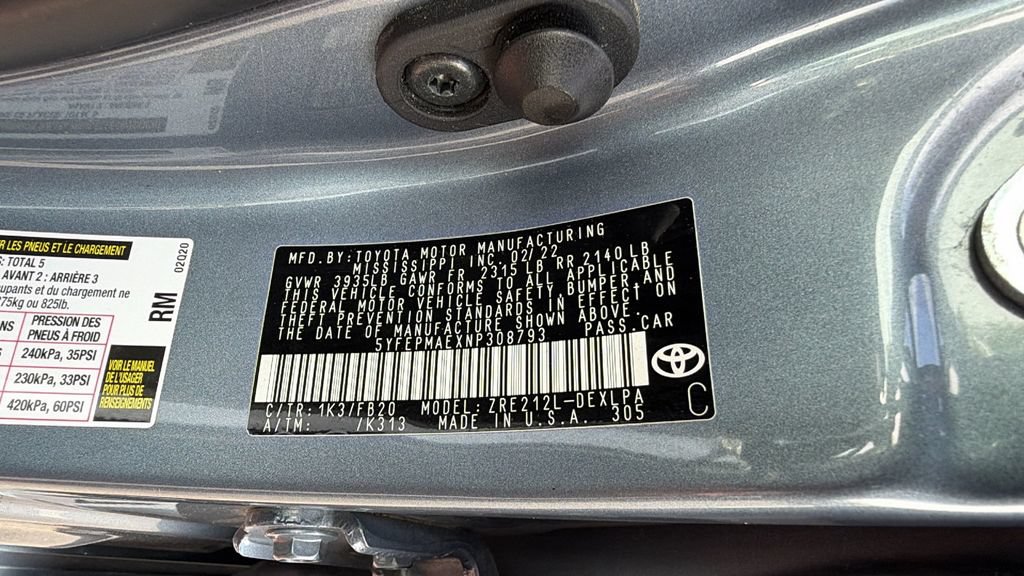 Used 2022 Toyota Corolla LE FWD image 30