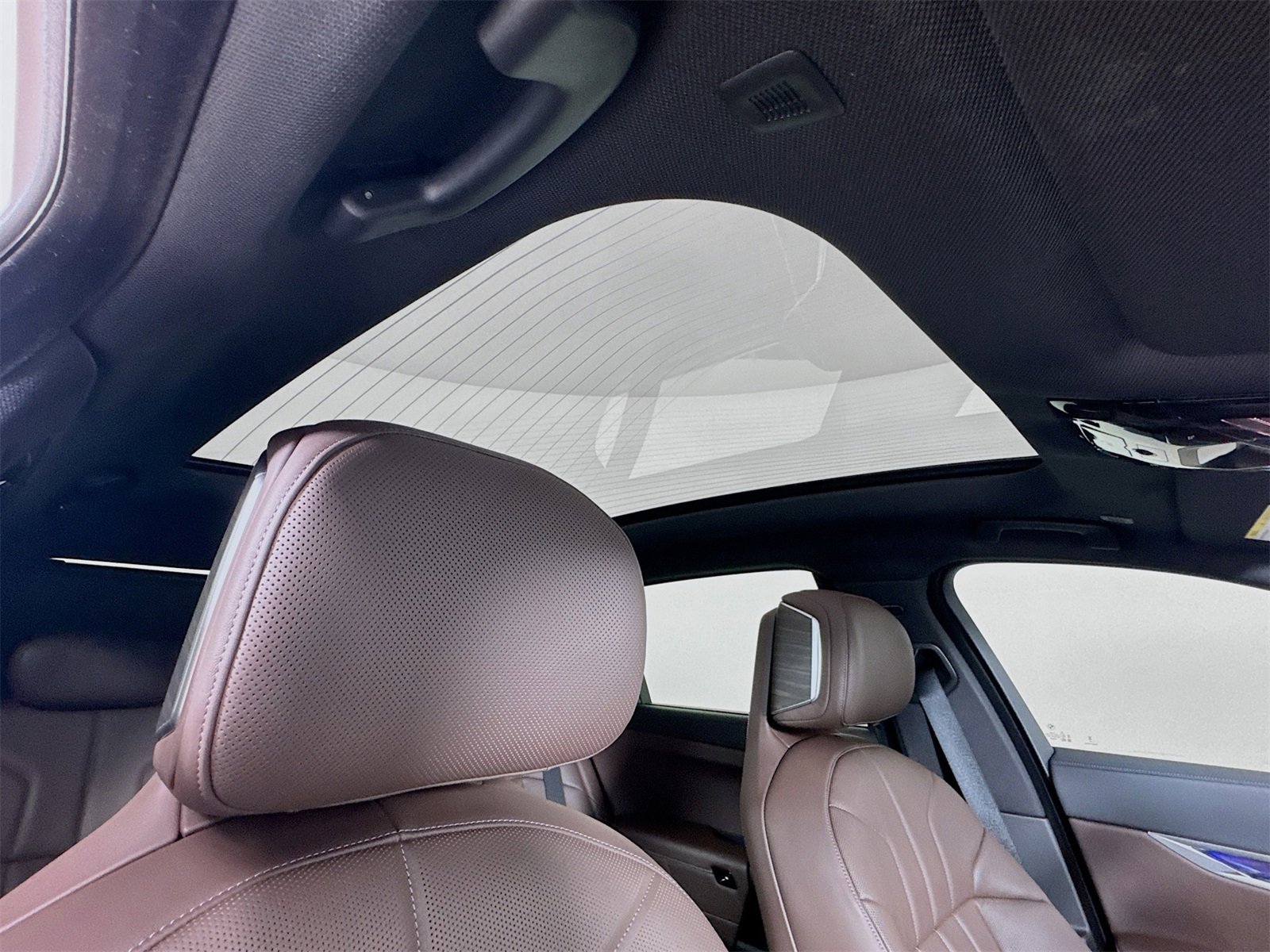 Used 2025 BMW 760i xDrive w/ Executive Package image 21