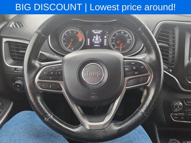 Used 2019 Jeep Cherokee Latitude w/ Cold Weather Group AWD/4WD image 37