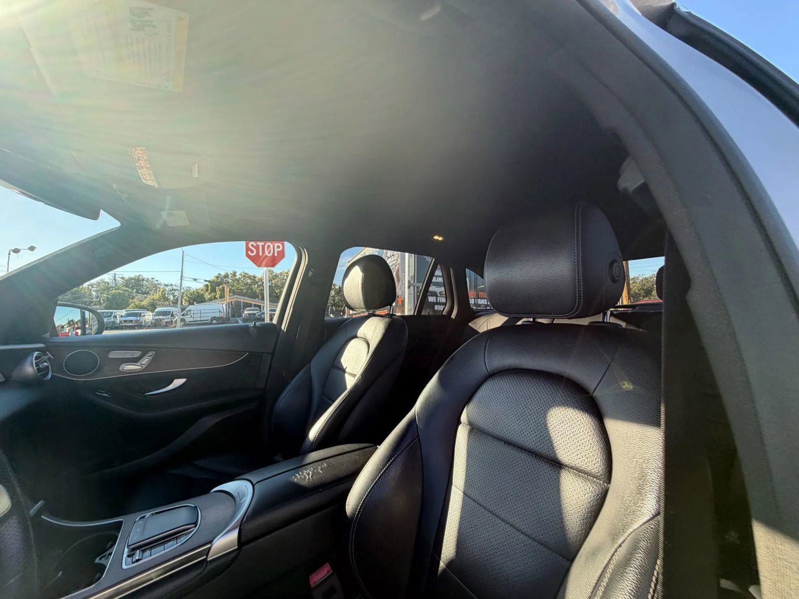 Used 2020 Mercedes-Benz GLC 300 4MATIC image 30