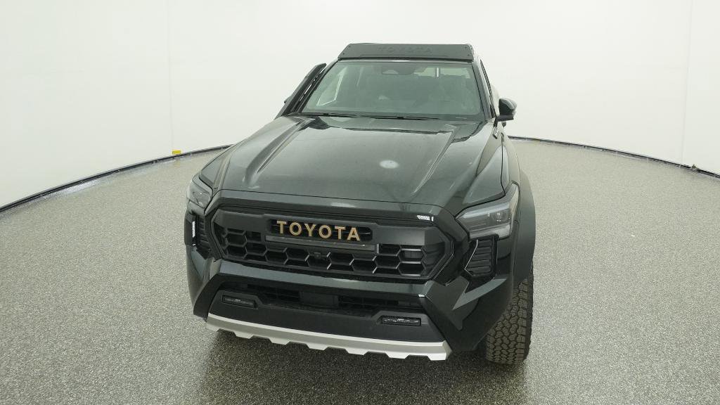 New 2025 Toyota Tacoma Trailhunter image 17