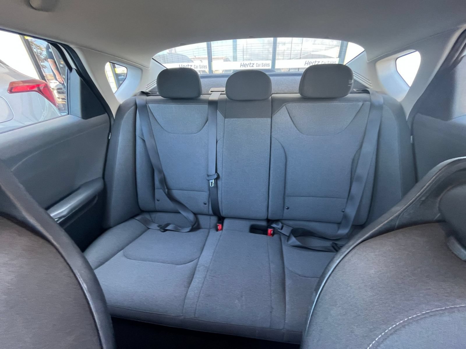 Used 2025 Kia K4 FWD image 36