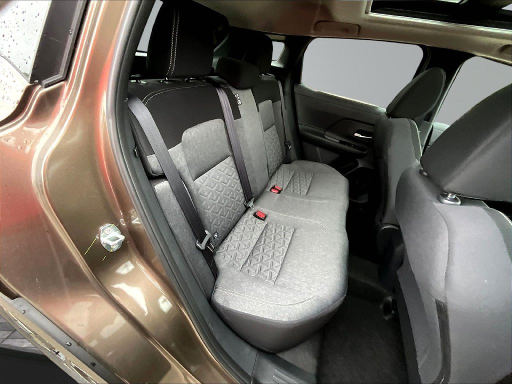 New 2026 Nissan Kicks SV w/ SV Premium Package AWD/4WD image 10