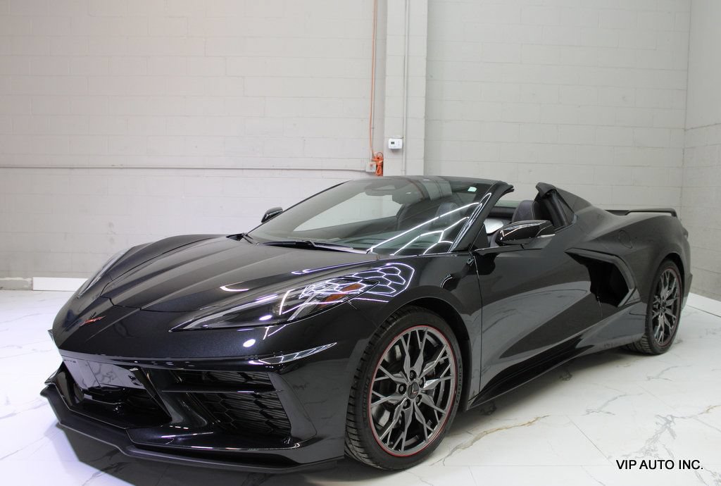 Used 2024 Chevrolet Corvette Stingray Premium Conv w/ Z51 Performance Package RWD image 3