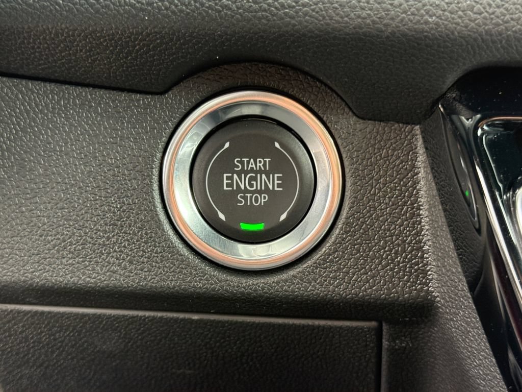 New 2026 Chevrolet Traverse LT w/ Midnight/Sport Edition AWD/4WD image 29