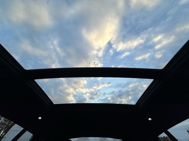 Used 2024 BMW X4 xDrive30i image 17