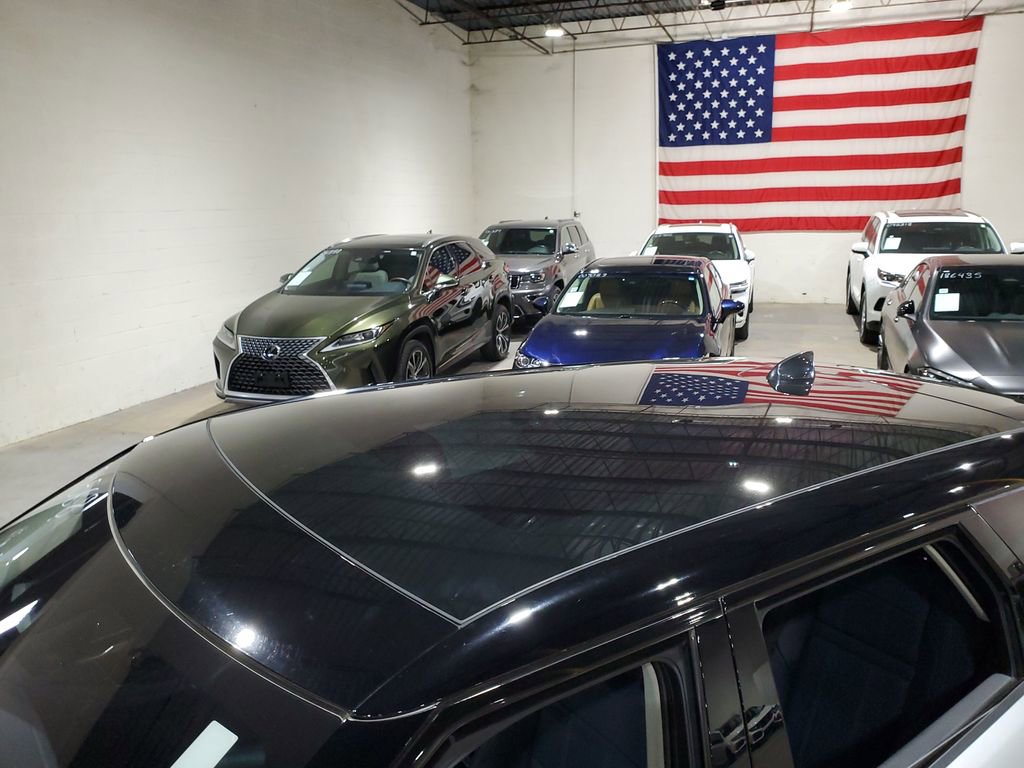 Used 2020 Land Rover Range Rover Evoque S image 48