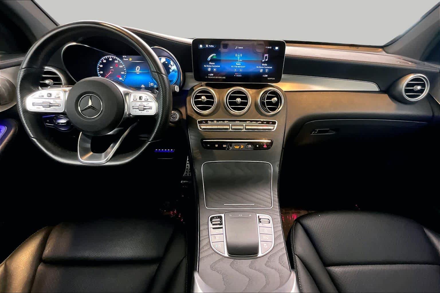 Used 2023 Mercedes-Benz GLC 300 4MATIC Coupe image 16
