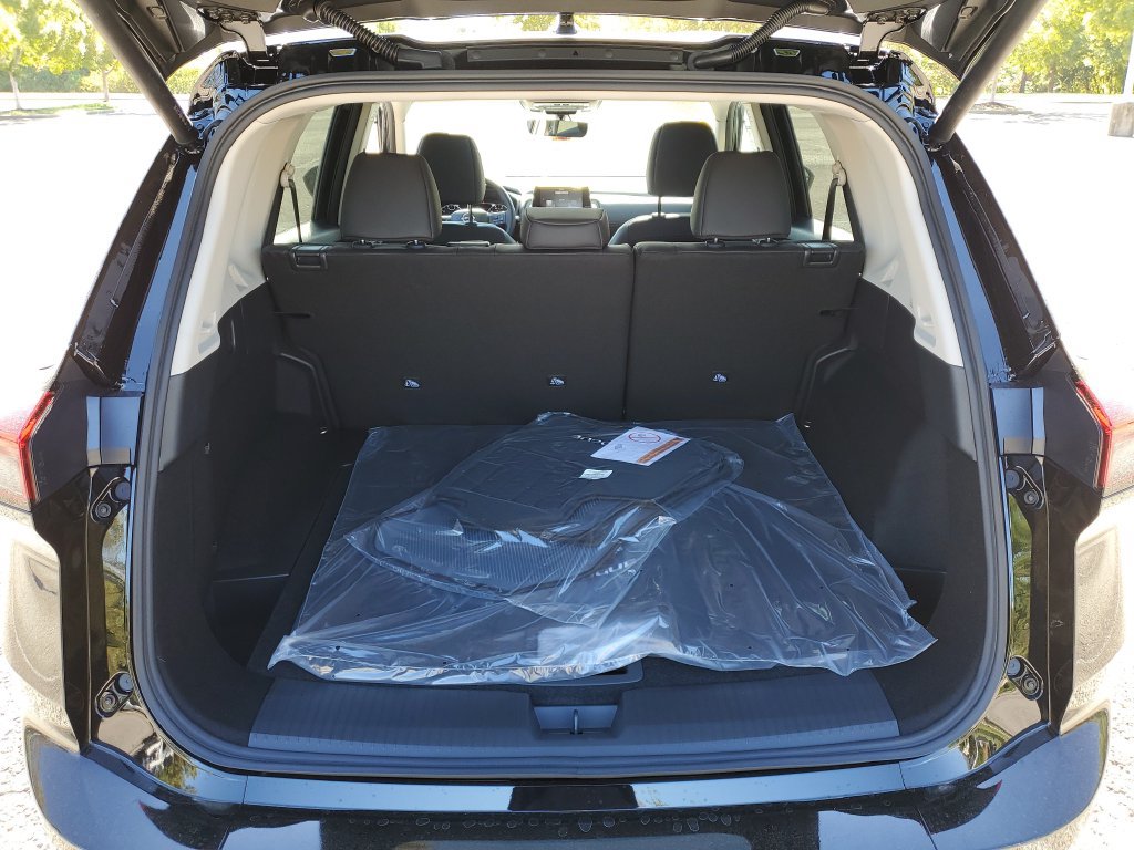 New 2026 Nissan Rogue Dark Armor FWD image 7