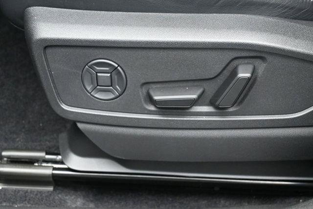 Used 2025 Audi Q5 Premium w/ Convenience Package AWD/4WD image 10