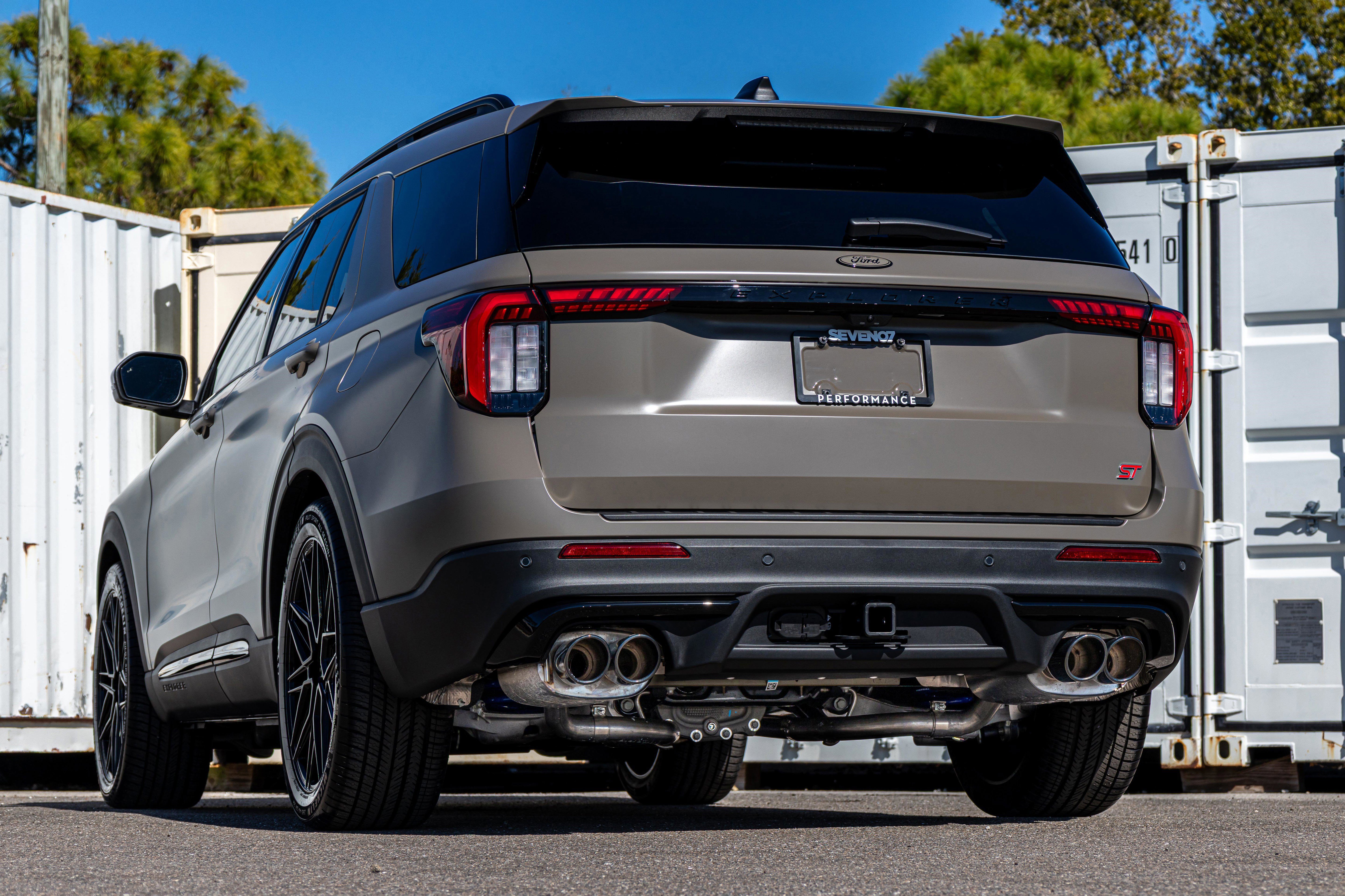 New 2026 Ford Explorer ST w/ Sun And Sound Package image 6