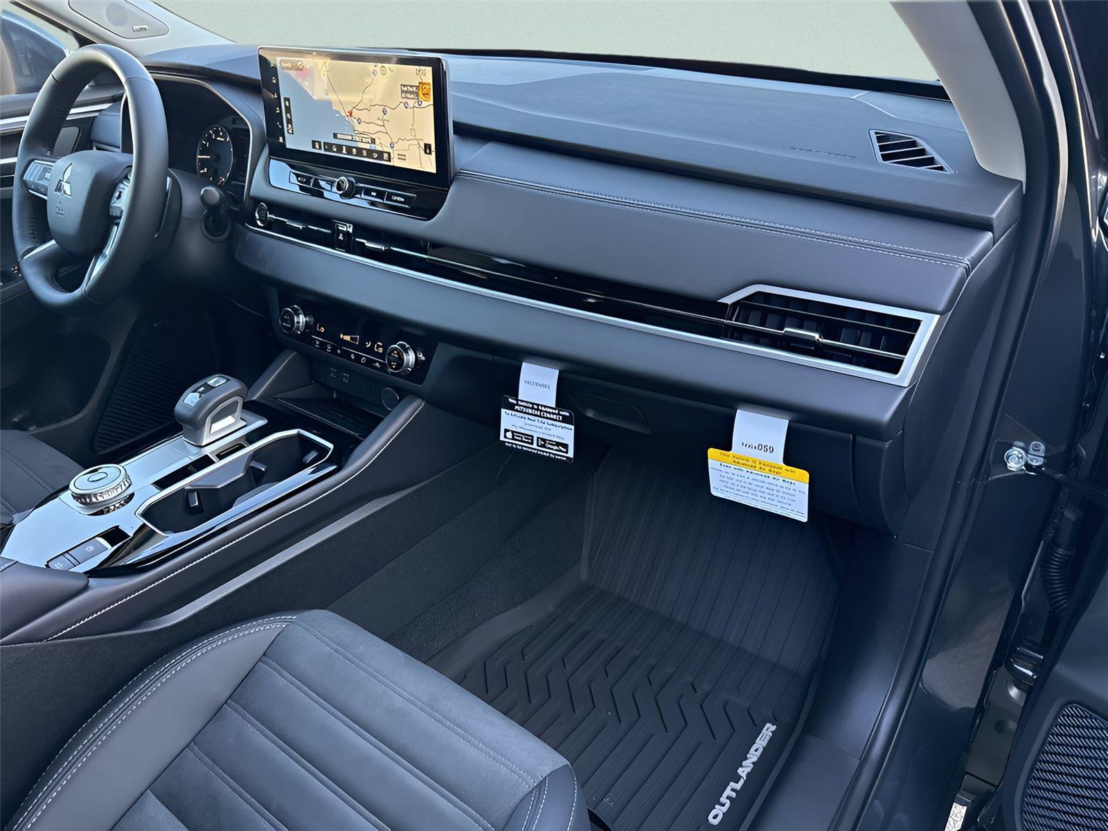 New 2026 Mitsubishi Outlander SE FWD image 24