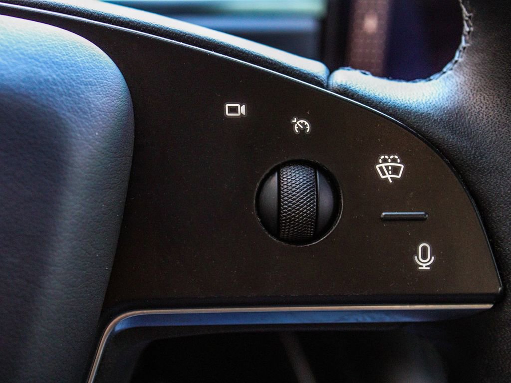 Used 2023 Tesla Model S Standard Range image 29