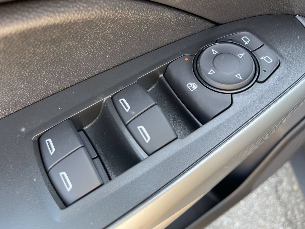 New 2026 Chevrolet Trax LS w/ LS Convenience Package FWD image 13