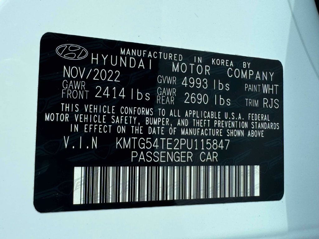 Certified 2023 Genesis G70 3.3T image 19