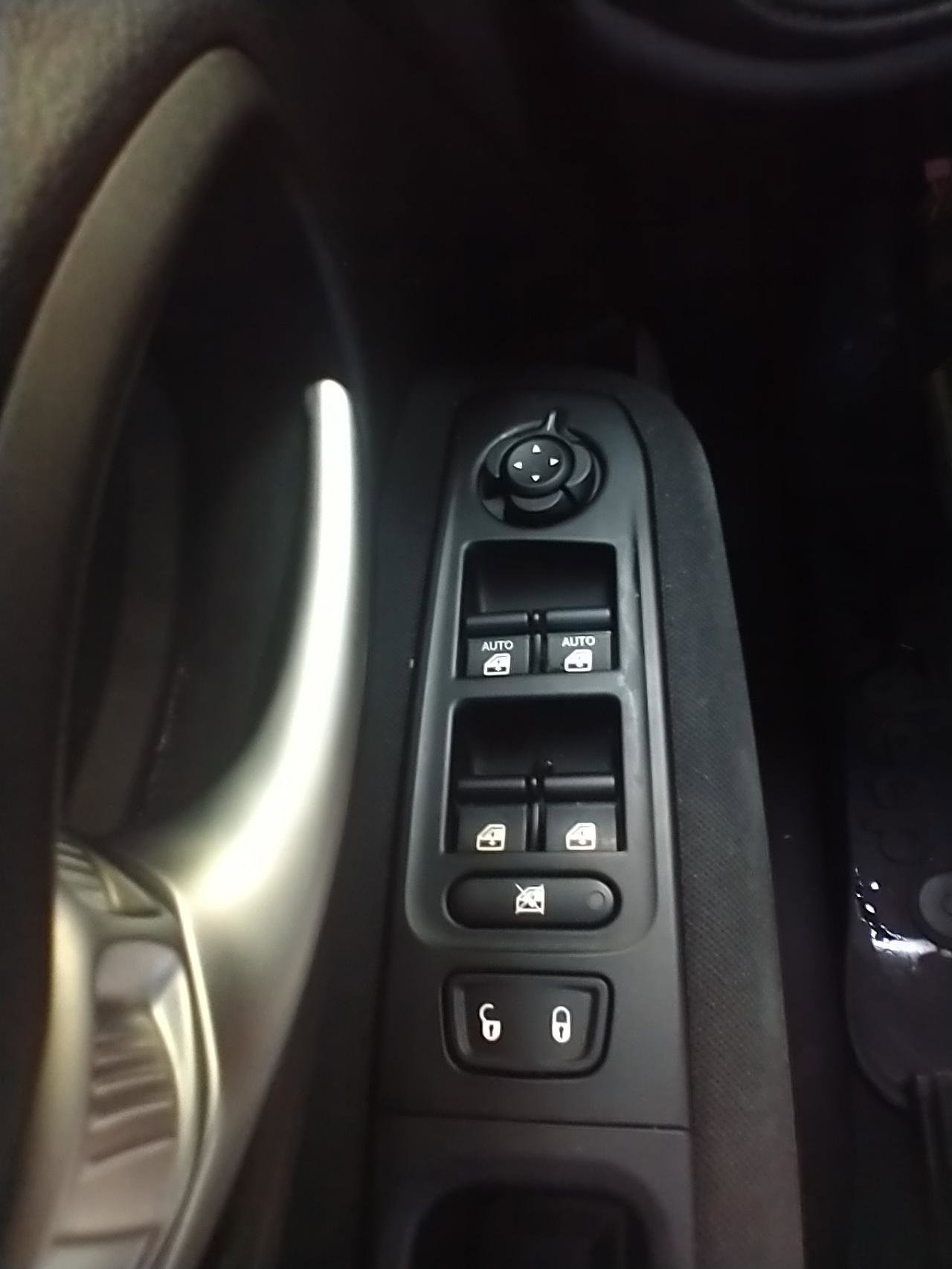 Used 2020 Jeep Renegade Latitude image 20