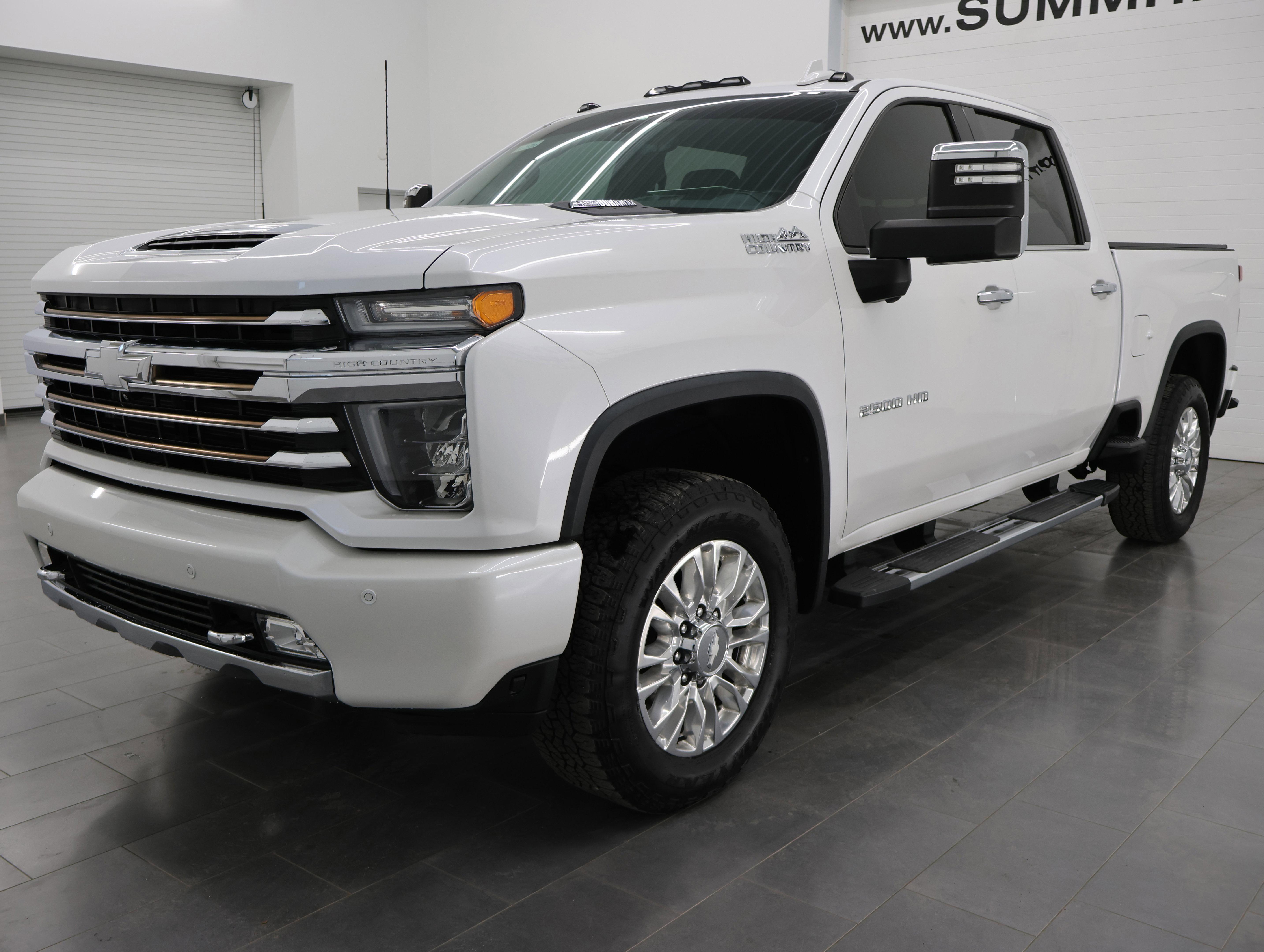 Used 2021 Chevrolet Silverado 2500 High Country w/ Z71 Off-Road Package AWD/4WD image 7