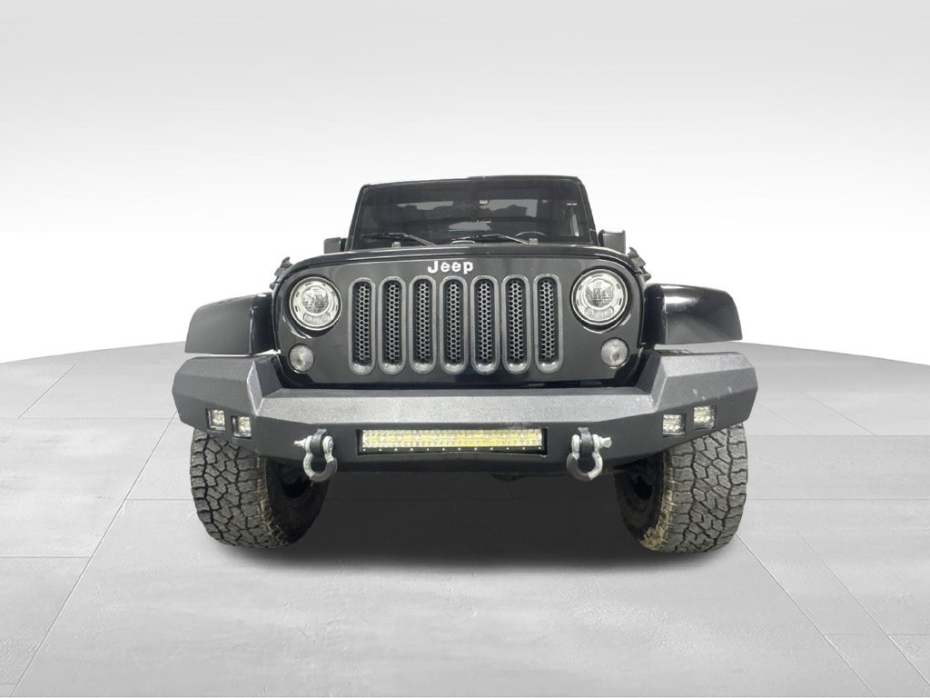 Used 2017 Jeep Wrangler Unlimited Rubicon w/ Connectivity Group AWD/4WD image 5