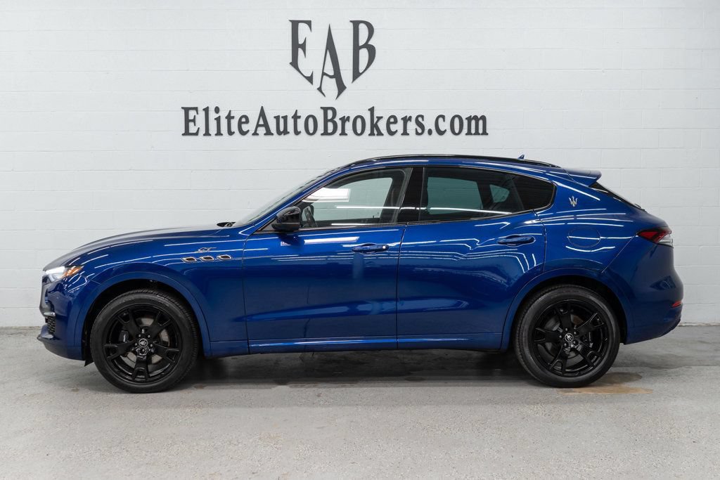 Used 2022 Maserati Levante GT AWD/4WD image 2