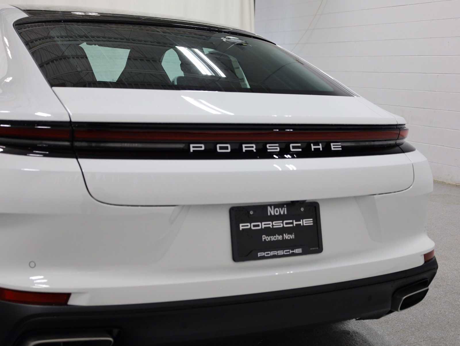 New 2026 Porsche Panamera RWD image 8