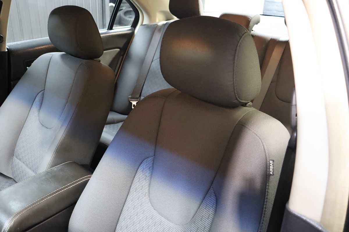 Used 2011 Ford Fusion SE w/ 201A Rapid Spec Order Code FWD image 29