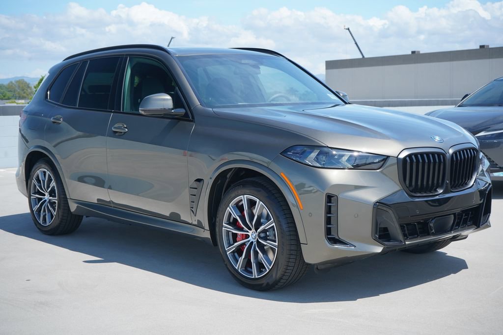 New 2026 BMW X5 xDrive50e w/ M Sport Package image 3
