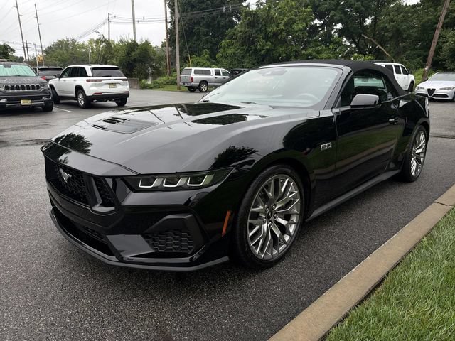 Used 2024 Ford Mustang GT Premium RWD image 4