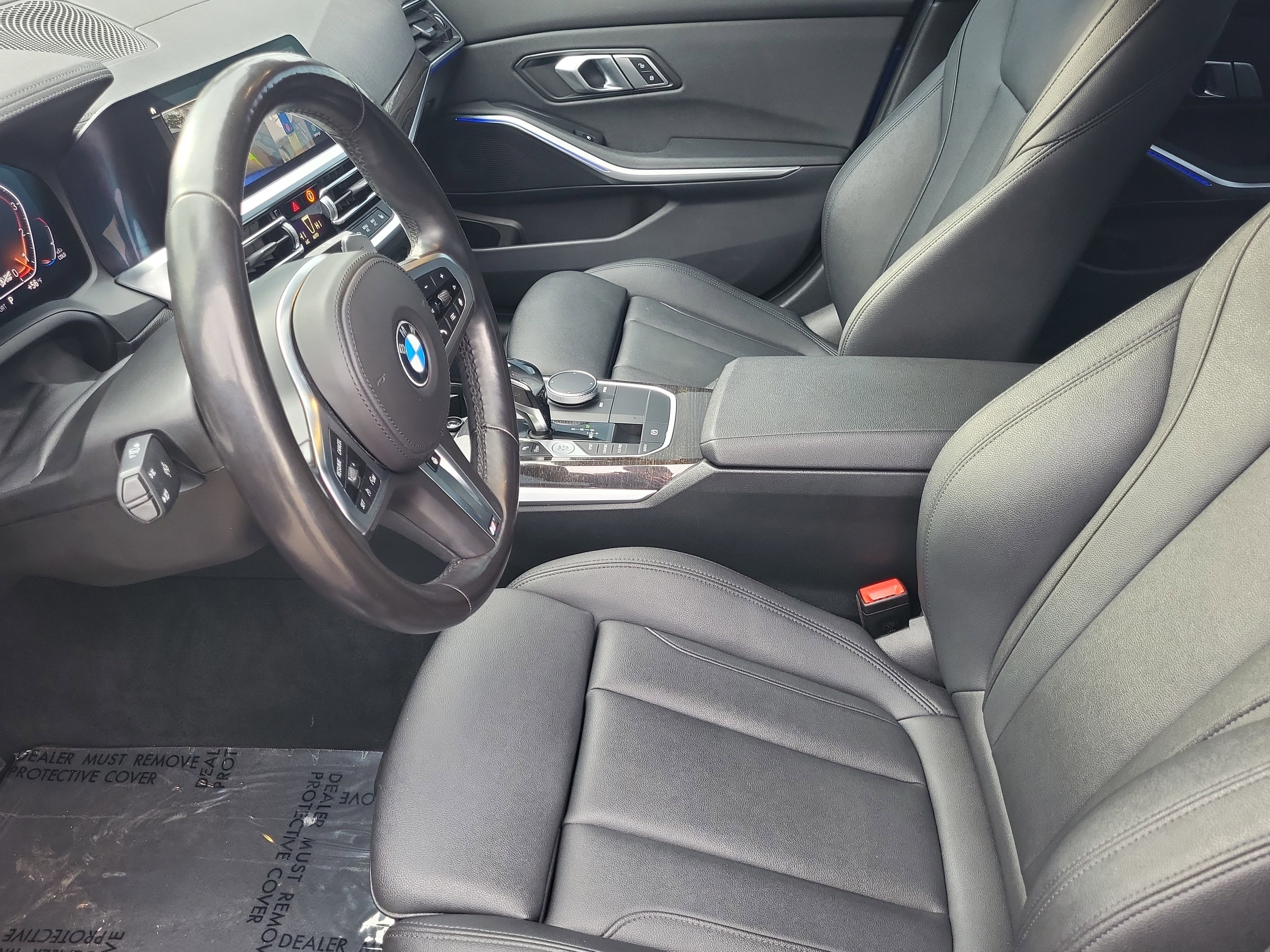 Used 2021 BMW 330i Sedan w/ M Sport Package image 9