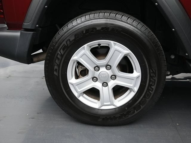 Used 2021 Jeep Wrangler Sport AWD/4WD image 30