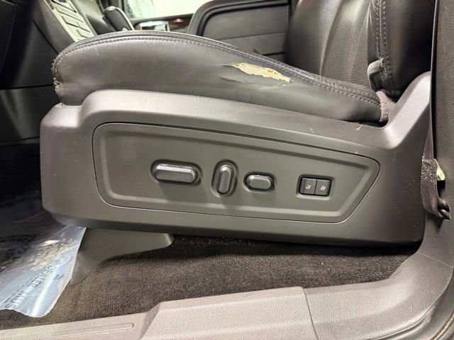 Used 2014 Lincoln Navigator 4WD image 15