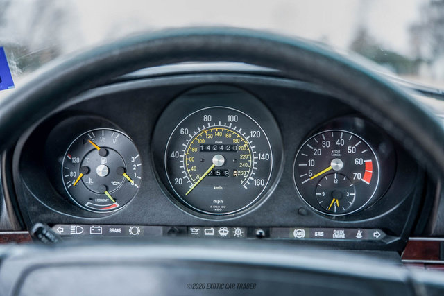 Used 1988 Mercedes-Benz 560 SL image 28
