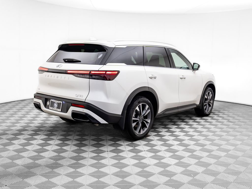 Certified 2025 INFINITI QX60 Luxe AWD/4WD image 5