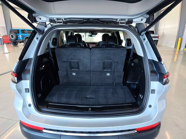 Used 2021 Jeep Grand Cherokee L Limited w/ Trailer Tow Group (B) AWD/4WD image 23