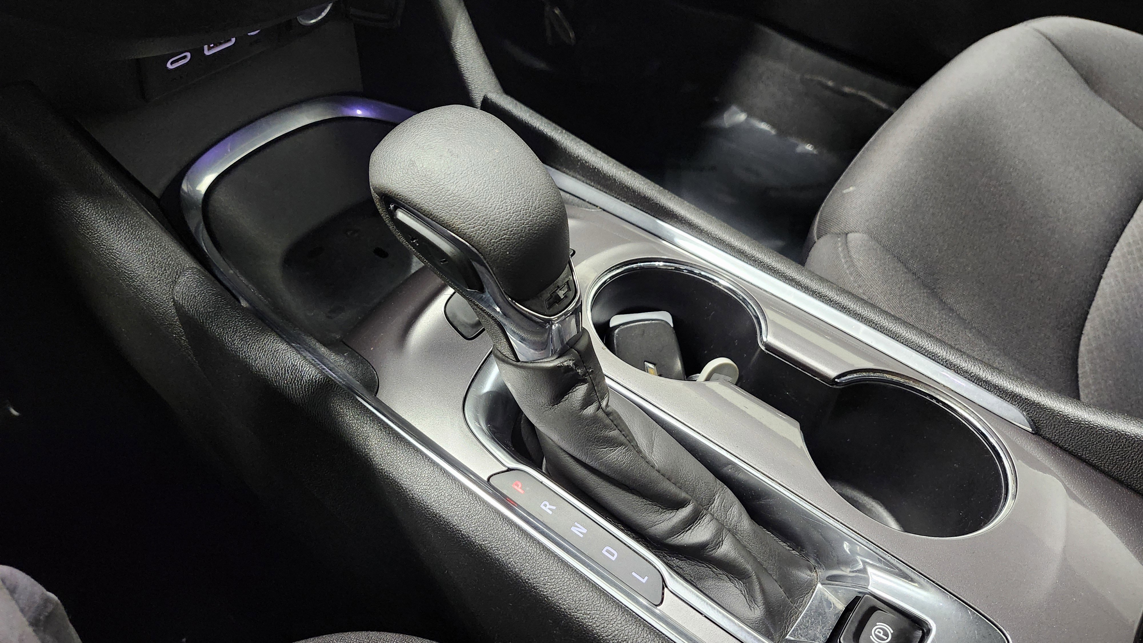 Used 2022 Chevrolet Malibu LT image 34