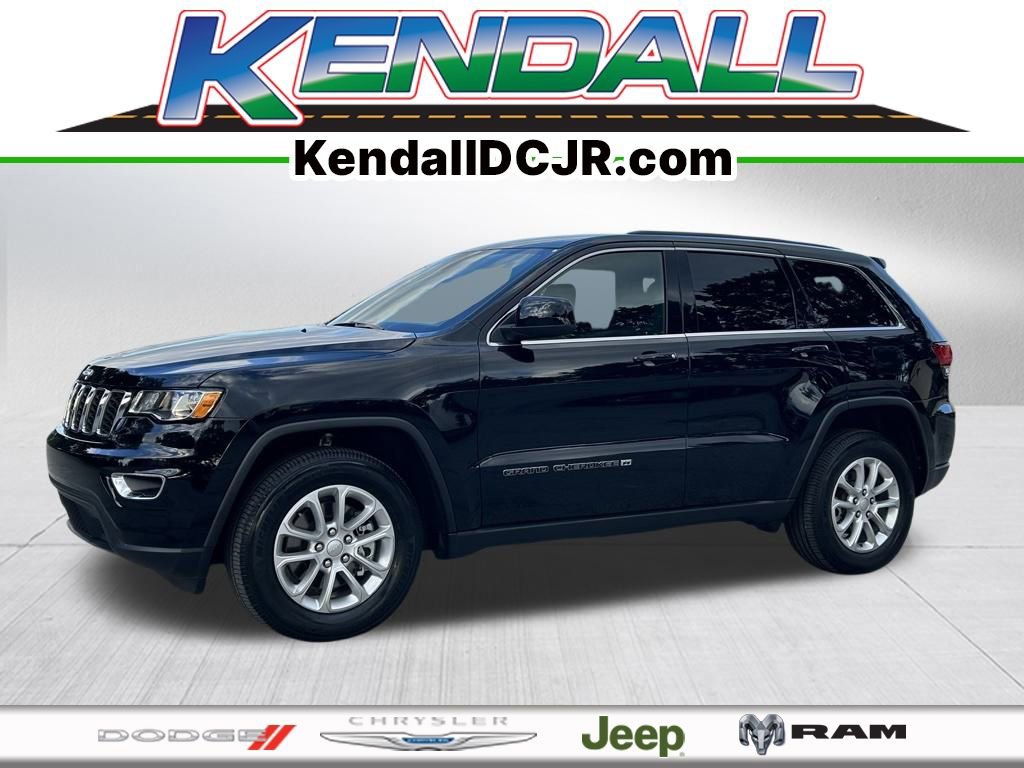 Certified 2022 Jeep Grand Cherokee Laredo E image 1