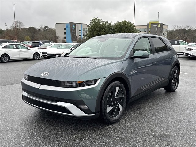 New 2026 Hyundai Ioniq 5 SE image 3