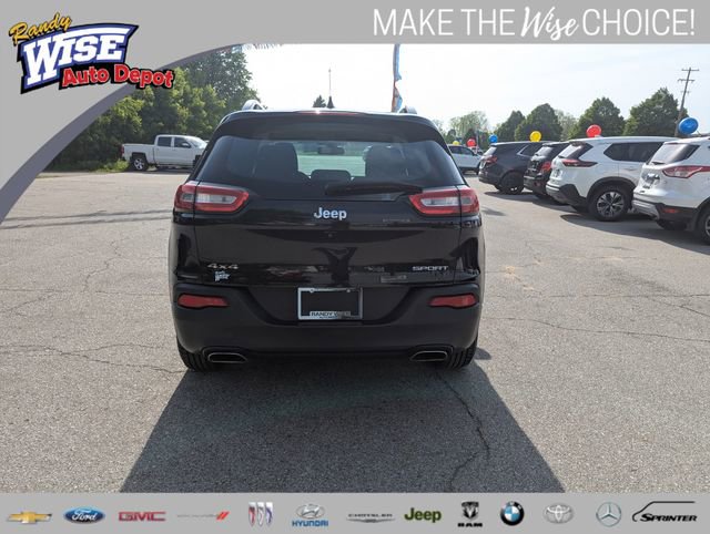 Used 2015 Jeep Cherokee Sport w/ Cold Weather Group AWD/4WD image 4